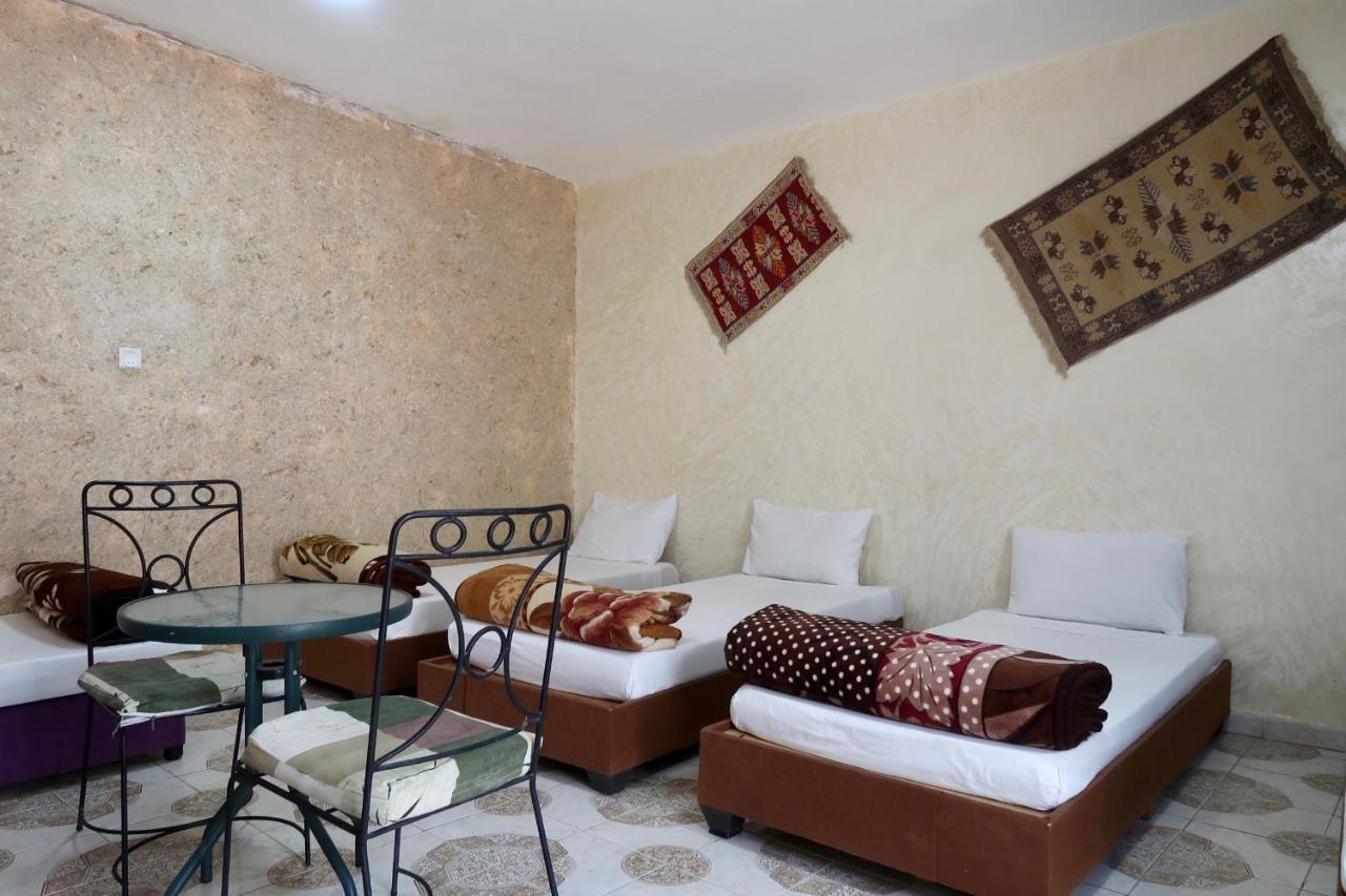 Bedouins Inn Village アカバ エクステリア 写真