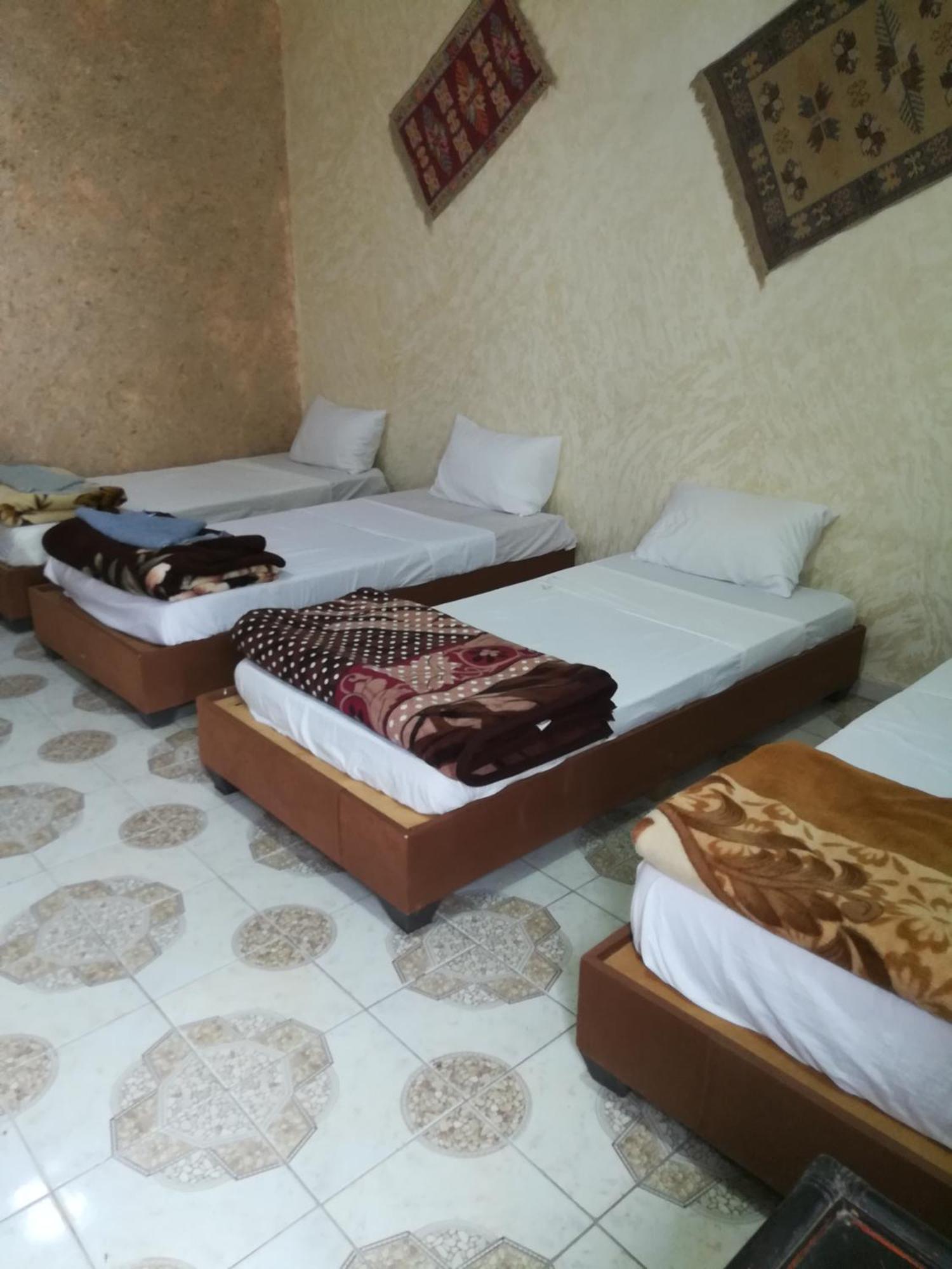 Bedouins Inn Village アカバ エクステリア 写真