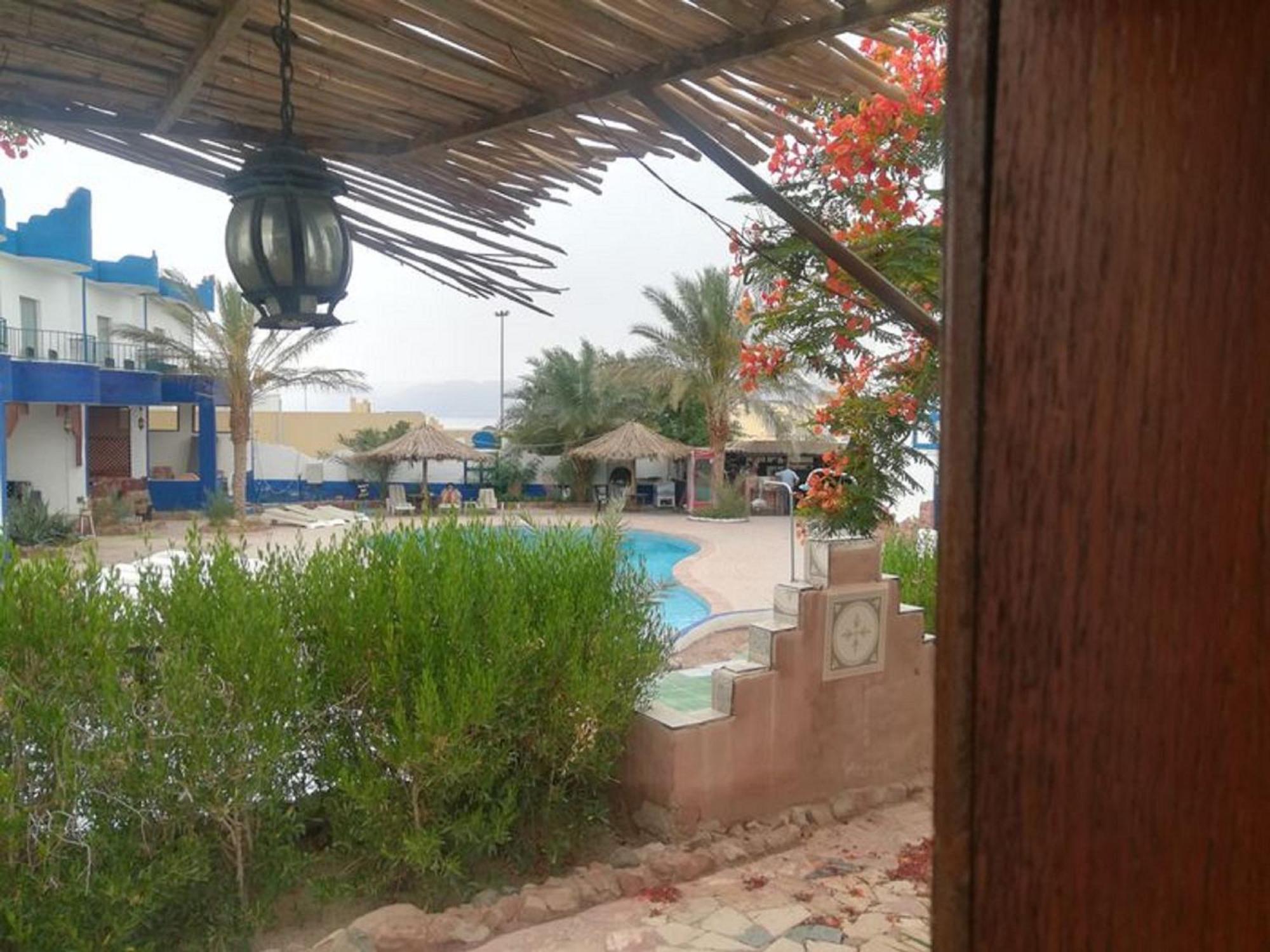Bedouins Inn Village アカバ エクステリア 写真