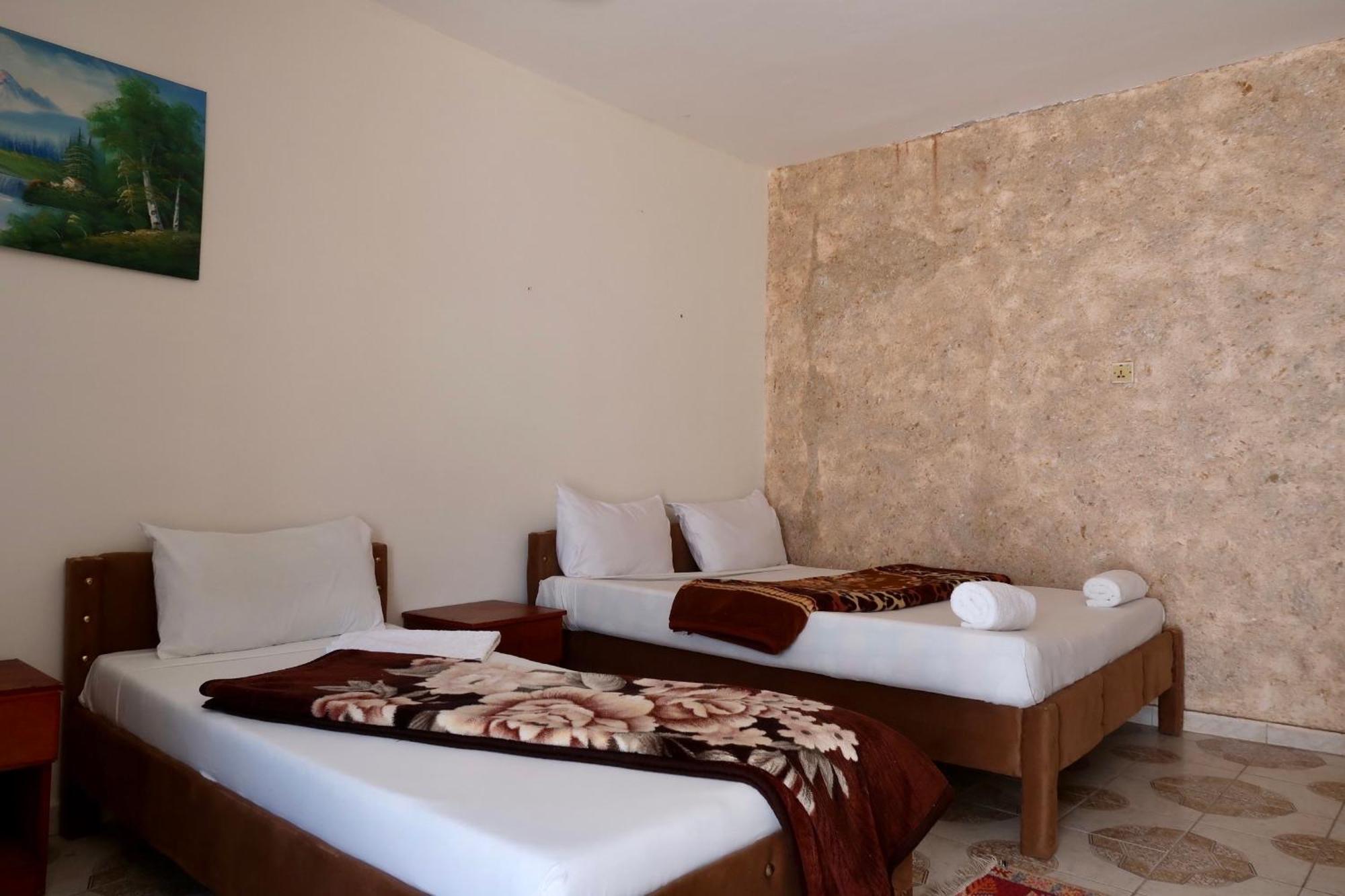 Bedouins Inn Village アカバ エクステリア 写真