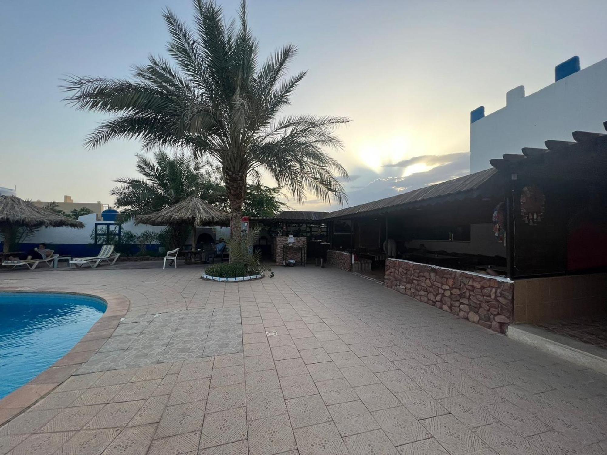Bedouins Inn Village アカバ エクステリア 写真